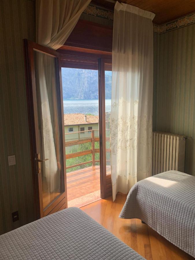 Villa Diana - Terrazza Sul Lago Assenza di Brenzone Buitenkant foto
